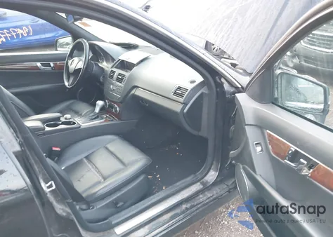 2010 Mercedes-Benz C 300 Luxury 4Matic/Sport 4Matic from USA, damaged, VIN WDDGF8BB7AF490404